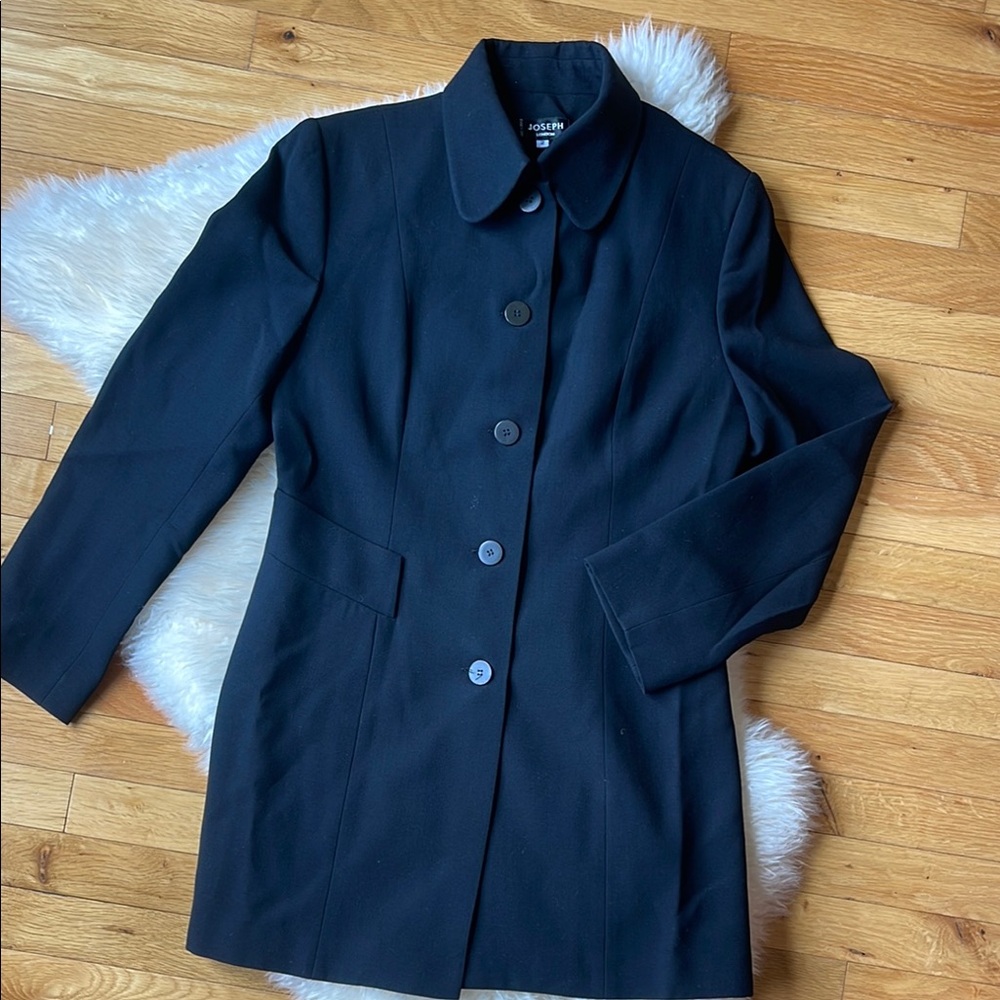 JOSEPH LONDON Classic Blazer